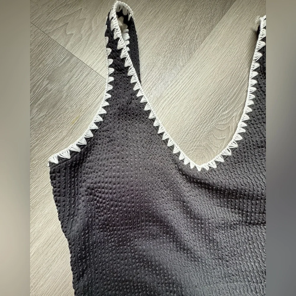 Bebe Black Texture Rib One-Piece Swimsuit with White Trim nwt - Picture 2 of 5